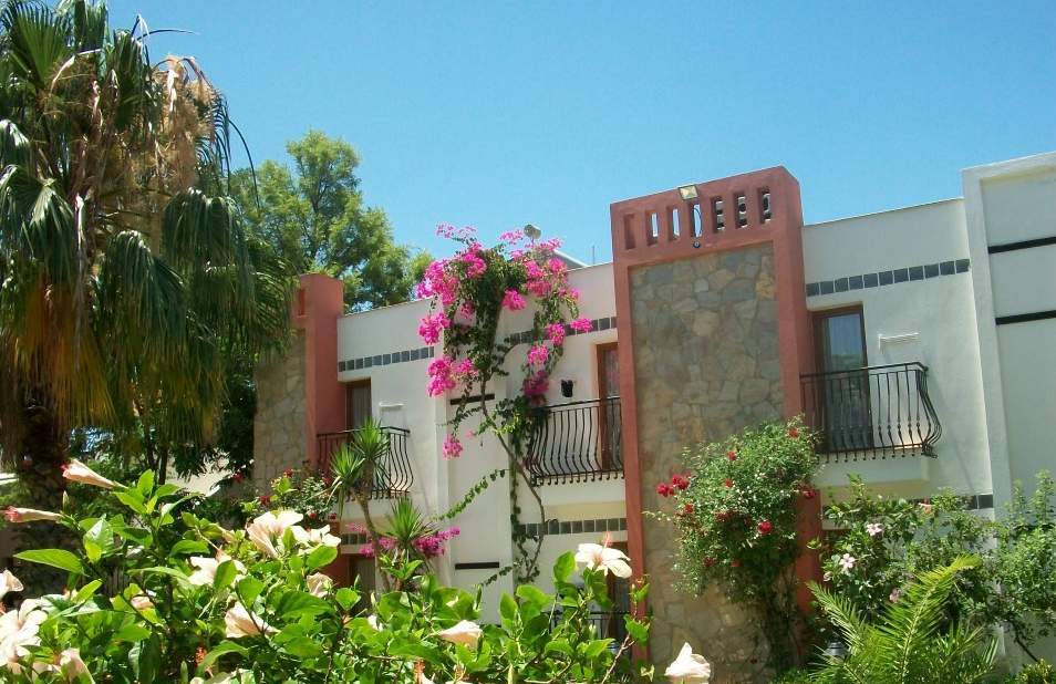 Kriss Otel Ortakentyahşi Exterior foto